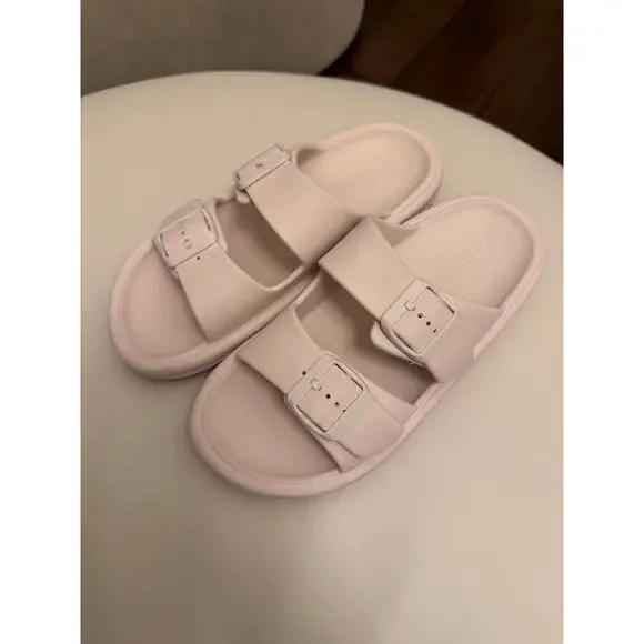 Zara girls Pool slides - Picture 1 of 5